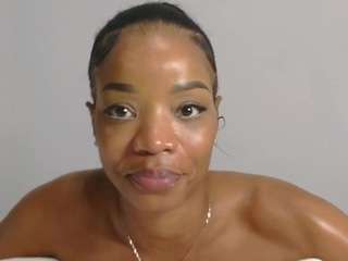 tastethepeach — 在 camsoda 直播的网络摄像头模特