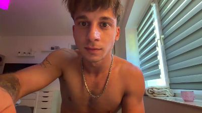YourLittleBoy18 — Cam4 stream photo (Sep 2026)