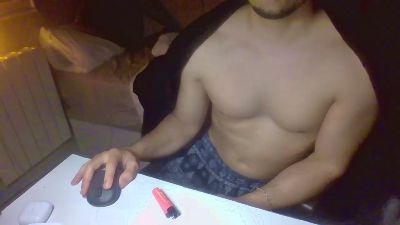Romeo_el_nene — 在 cam4 直播的网络摄像头模特