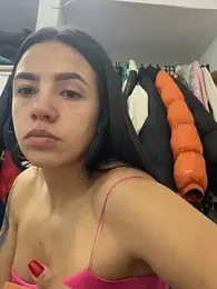 Marianahb-e — Stripchat stream photo (Sep 2026)