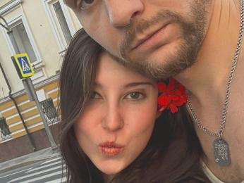 SimonandRina — livejasmin