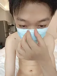 KISS_JJ — 在 stripchat 直播的网络摄像头模特