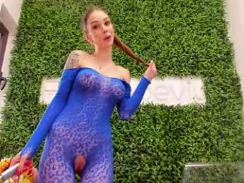 hotfallingdevil — Chaturbate stream photo (Apr 2026)