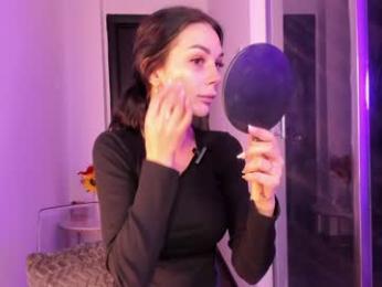 hotfallingdevil — 在 chaturbate 直播的网络摄像头模特