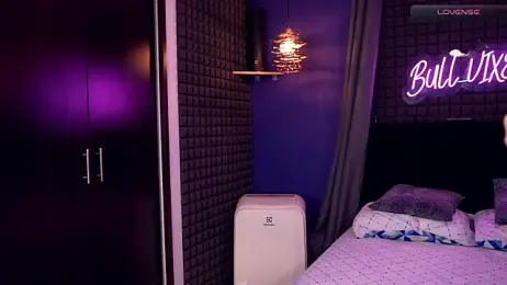 bull_vixen2001 — Stripchat stream photo (Mar 2026)