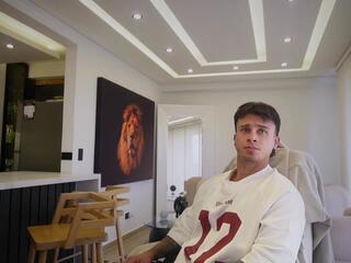 Belami Colton — 在 flirt4free 直播的网络摄像头模特