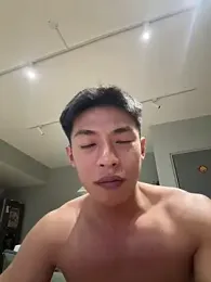 Yooo17 — Stripchat profile photo