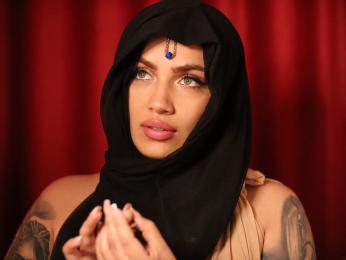 LuciaLyone — Livejasmin profile photo