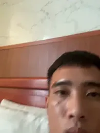 hieua2211 — 在 stripchat 直播的网络摄像头模特
