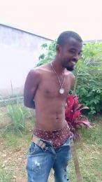 boyyoung4 — 在 cam4 直播的网络摄像头模特