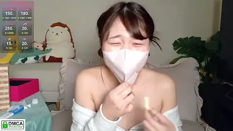 SUZU_ — Stripchat stream photo (Mar 2026)