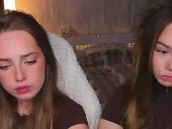 top_twins — 在 chaturbate 直播的网络摄像头模特