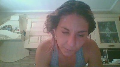 piccolaqueen — Cam4 stream photo (Apr 2026)
