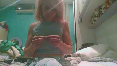 piccolaqueen — Cam4 stream photo (Apr 2026)