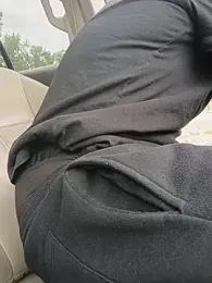birdg — Stripchat stream photo (May 2026)
