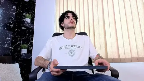 Rafael_Mendezz — Stripchat stream photo (Mar 2026)