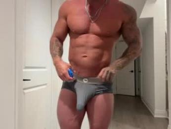 cadenhunterr — 在 chaturbate 直播的网络摄像头模特