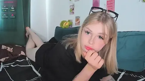 myrzilka — Stripchat stream photo (Jun 2026)