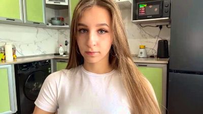 ZelmaMai — Cam4 stream photo (Aug 2026)