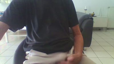 florian123su — 在 cam4 直播的网络摄像头模特