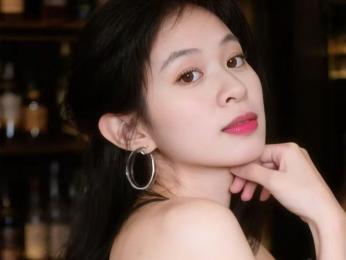 AngeerlXia — 在 livejasmin 直播的网络摄像头模特