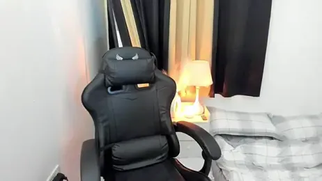 DemiLeander — Stripchat stream photo (Jul 2025)