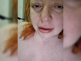 Dinochka38 — Bongacams stream photo (Apr 2026)