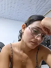 Ary-18 — Stripchat stream photo (Apr 2026)