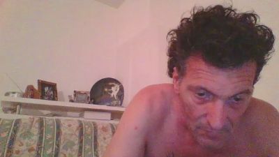 giuseppepapa4 — Cam4 stream photo (May 2026)