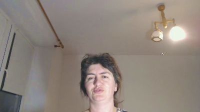 Charmella — Cam4 stream photo (Oct 2025)