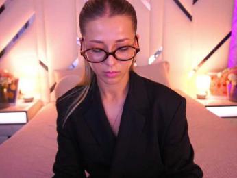 LoveeDove — Bongacams stream photo (Jun 2026)