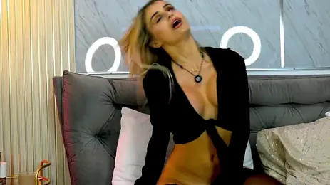 MiaCharm — stripchat