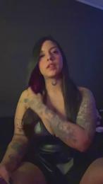 technob1tch — 在 cam4 直播的网络摄像头模特