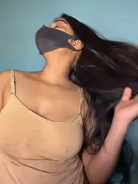 Riya_35_sexy — 在 stripchat 直播的网络摄像头模特