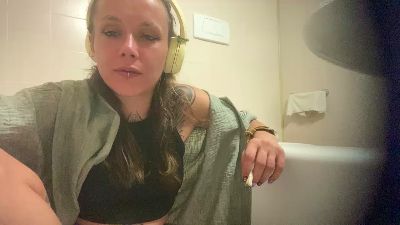 SpacerWoman — Cam4 stream photo (Jul 2026)
