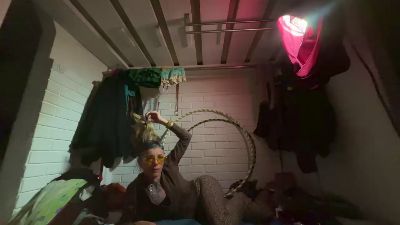 SpacerWoman — Cam4 stream photo (May 2026)