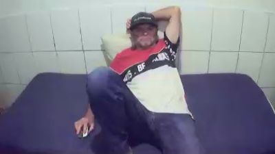 cesarpierdonaa1 — Cam4 stream photo (May 2026)