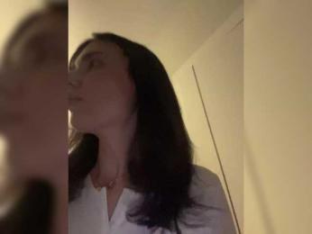 kiralove_ — Bongacams stream photo (Oct 2025)