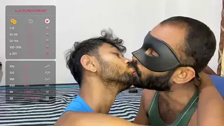 ShayanLK — 在 stripchat 直播的网络摄像头模特