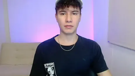 adrian_morelly — Stripchat stream photo (Jun 2026)