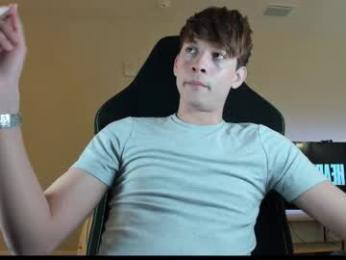 alejandroalvarez1613 — Chaturbate stream photo (Jun 2025)