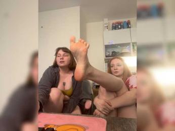 radianttwoX — 在 bongacams 直播的网络摄像头模特