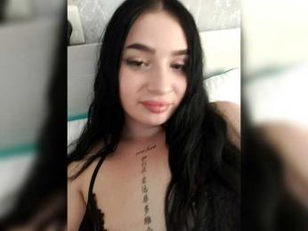 _Lina_ — 在 bongacams 直播的网络摄像头模特