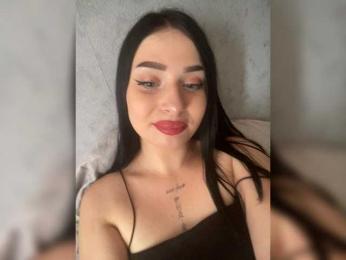 _Lina_ — 在 bongacams 直播的网络摄像头模特