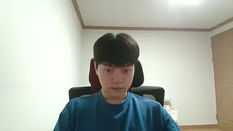 dhwisydy — 在 stripchat 直播的网络摄像头模特