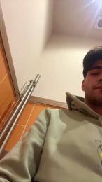 Jovencitobcn21 — 在 cam4 直播的网络摄像头模特