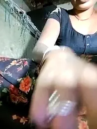 Hot_bhabhi300 — Stripchat stream photo (Feb 2026)