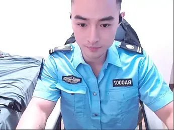Ruize531 — 在 stripchat 直播的网络摄像头模特