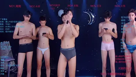 CCTV-05 — 在 stripchat 直播的网络摄像头模特