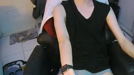 Ray175oo — 在 stripchat 直播的网络摄像头模特